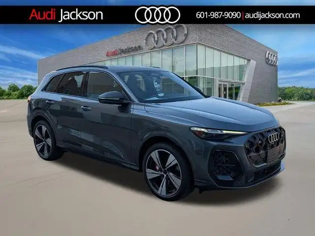 2026 Audi SQ5 Prestige quattro's photo
