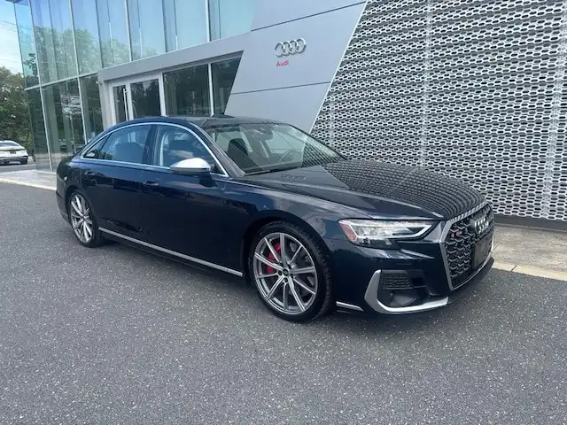 2023 Audi S8 4.0T quattro Tiptronic's photo