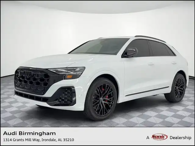 2026 Audi SQ8 Premium Plus quattro's photo