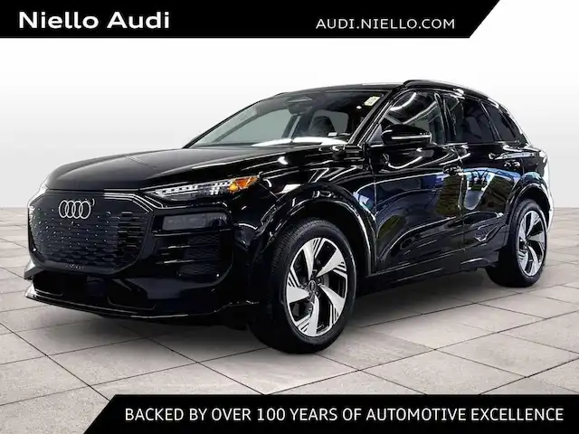 2025 Audi Q6 e-tron Premium Plus quattro's photo