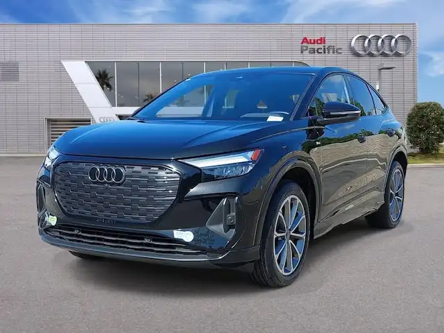 2022 Audi Q4 Sportback e-tron 50 Premium Plus quattro's photo