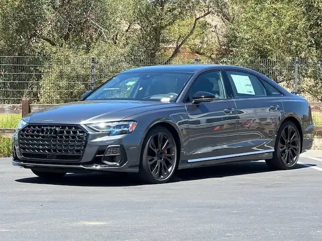 2026 Audi S8 4.0T quattro Tiptronic's photo
