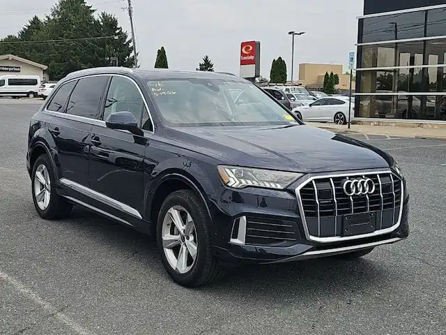 2023 Audi Q7 45 Premium Plus quattro Tiptronic's photo