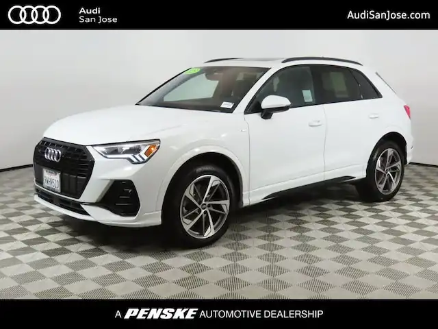 2025 Audi Q3 45 TFSI S Line Premium quattro's photo