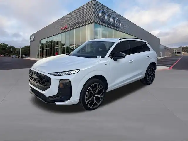 2026 Audi Q3 S Line quattro's photo