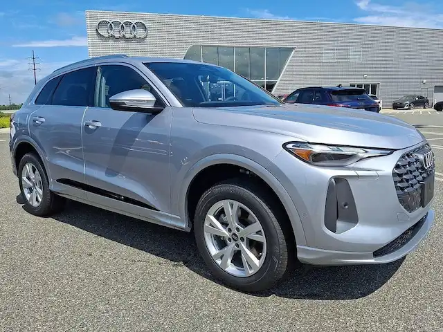 2026 Audi Q5 Premium quattro's photo