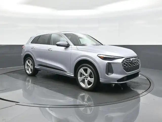 2025 Audi Q5 40 Premium Plus's photo