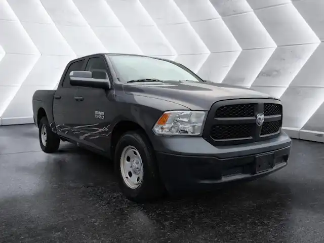 2017 RAM 1500 Tradesman Crew Cab 5'7's photo