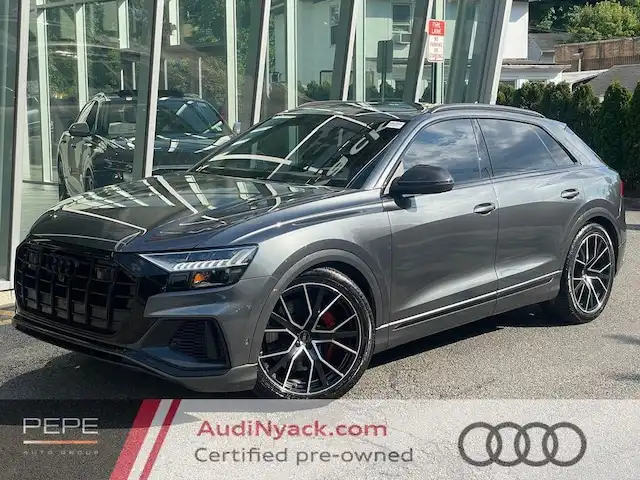 2023 Audi SQ8 Prestige's photo