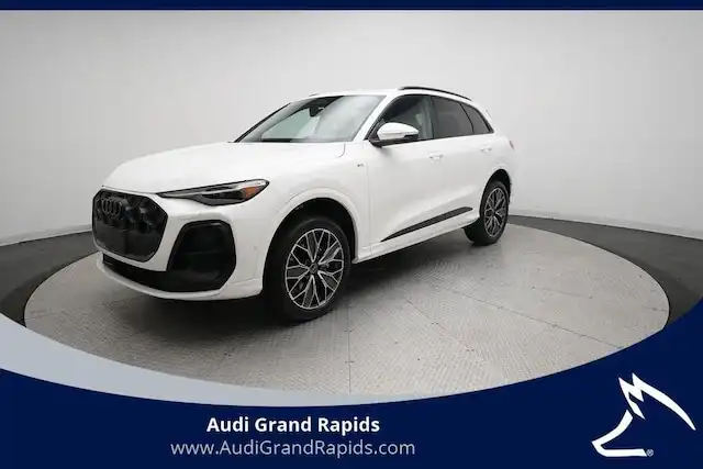 2026 Audi Q5 Premium Plus quattro's photo