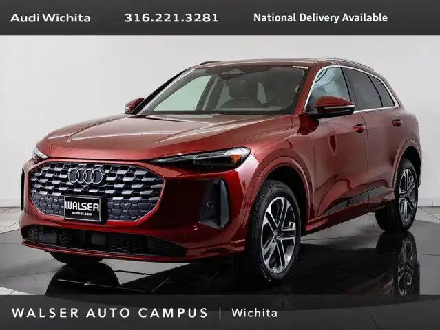 2025 Audi Q5 Premium Plus quattro's photo