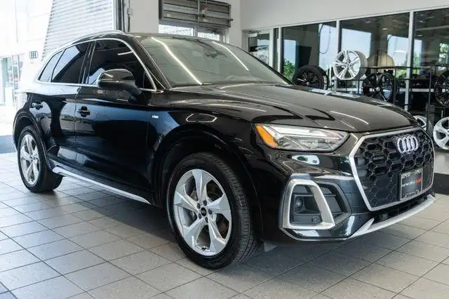 2023 Audi Q5 45 Premium Plus's photo