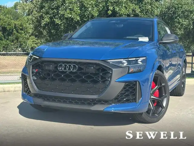 2027 Audi RS Q8 Base's photo