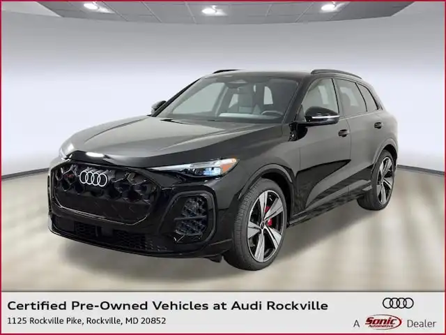 2025 Audi SQ5 Premium Plus's photo