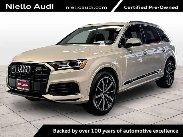 2023 Audi Q7 55 Premium Plus quattro Tiptronic's photo