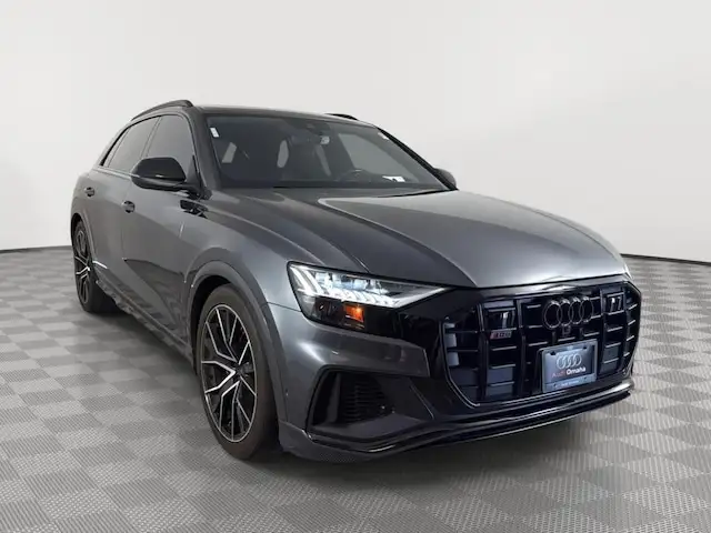 2022 Audi SQ8 Prestige's photo