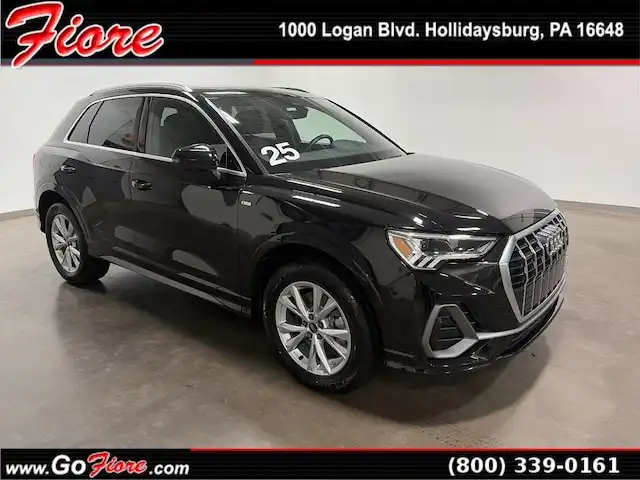 2025 Audi Q3 45 TFSI S Line Premium quattro's photo