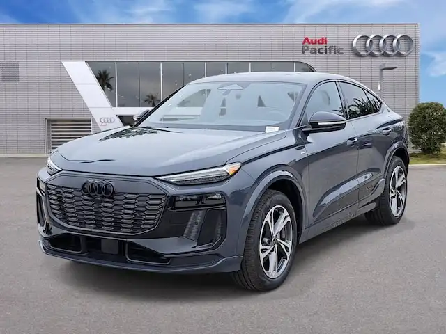 2027 Audi Q6 Sportback e-tron Premium Plus quattro's photo