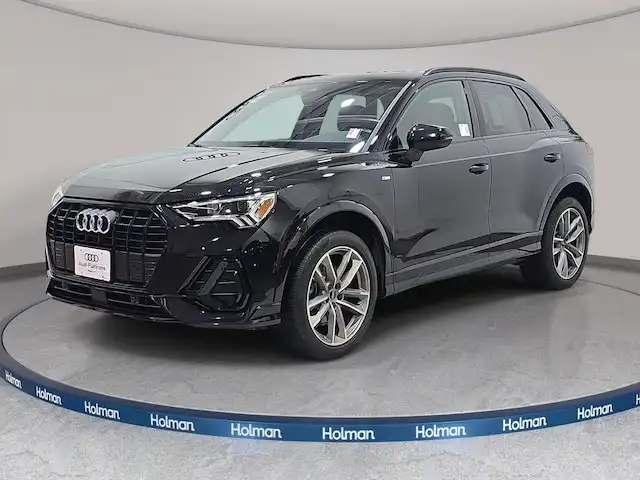 2023 Audi Q3 45 TFSI S Line Premium quattro's photo