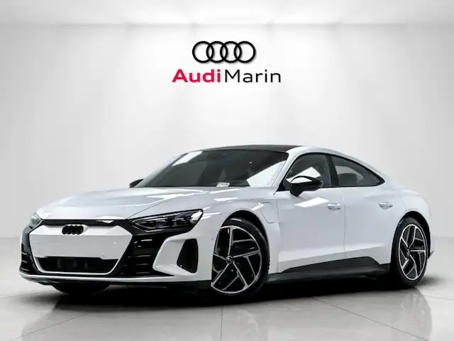 2023 Audi RS e-tron GT Base's photo