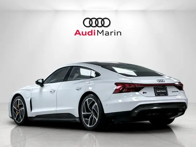 2023 Audi RS e-tron GT Base photo 3