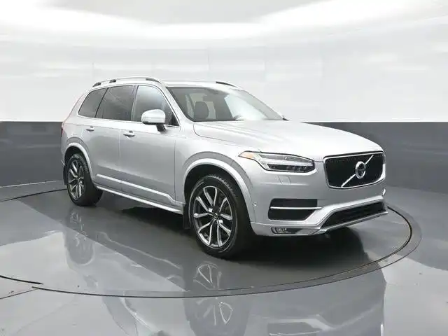 2019 Volvo XC90 T6 Momentum AWD's photo