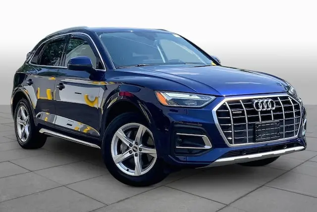2021 Audi Q5 45 Premium photo 3