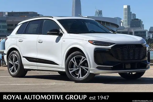 2027 Audi Q6 e-tron Premium Plus quattro's photo