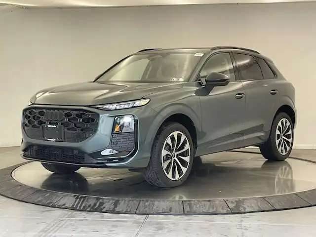 2026 Audi Q3 S line quattro's photo