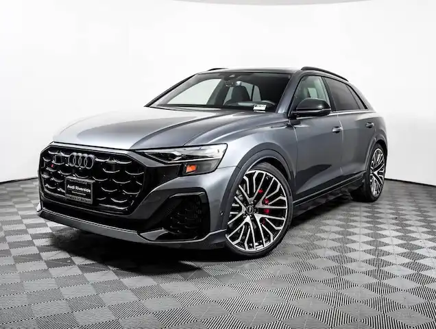 2026 Audi SQ8 Prestige quattro's photo