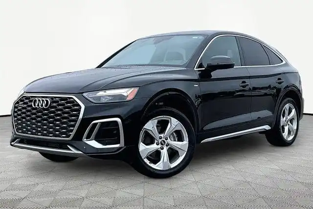 2023 Audi Q5 Sportback 45 Premium Plus's photo