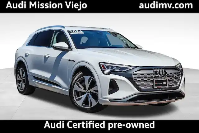 2024 Audi Q8 e-tron 114 kWh Premium quattro 55's photo