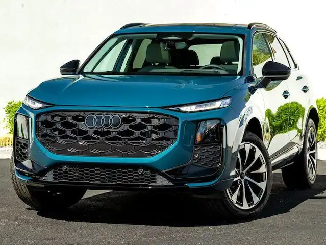 2026 Audi Q3 S line quattro's photo