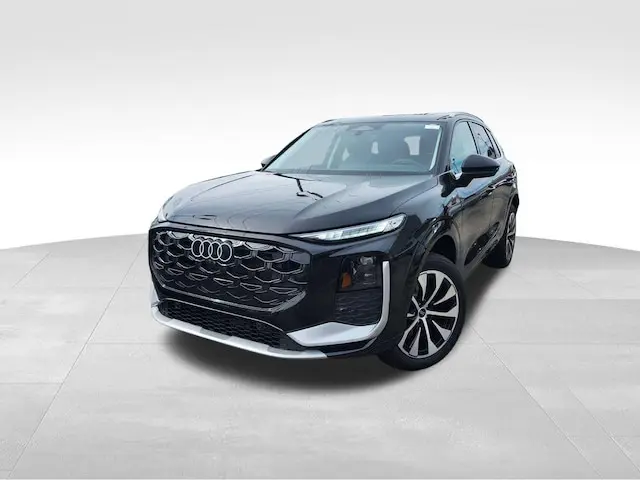 2026 Audi Q3 S Line quattro photo 3
