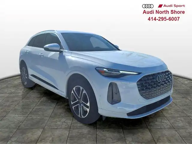 2025 Audi Q5 40 Premium Plus's photo