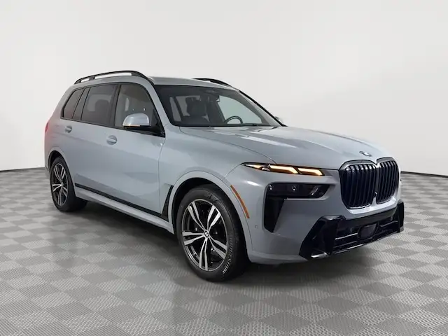 2024 BMW X7 xDrive40i's photo