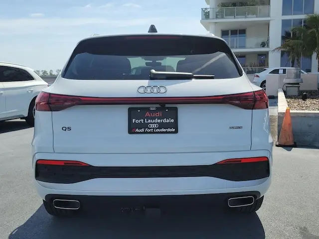 2026 Audi Q5 Premium Plus quattro photo 5