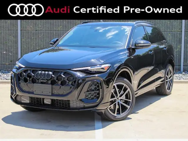 2025 Audi Q5 40 Premium Plus's photo