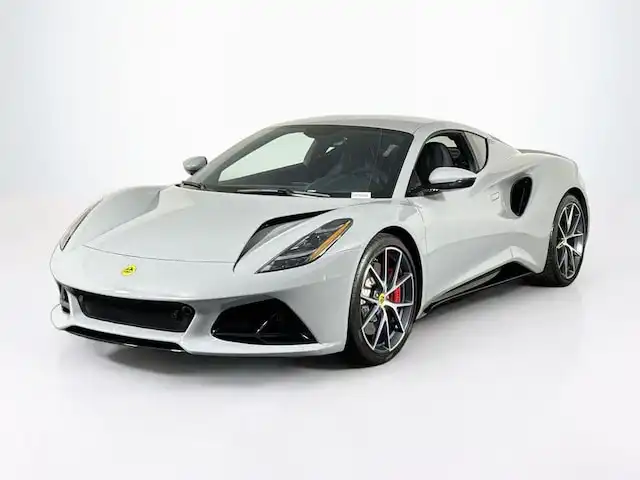 2024 Lotus Emira 3.5 V6 First Edition Auto's photo