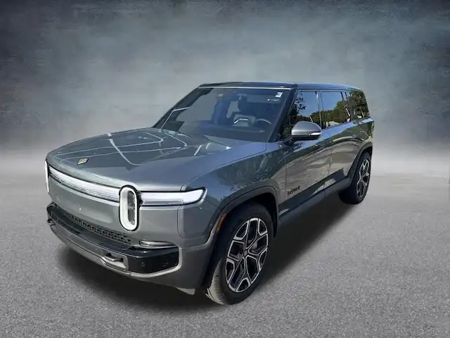2026 Rivian R1S Dual-Motor's photo