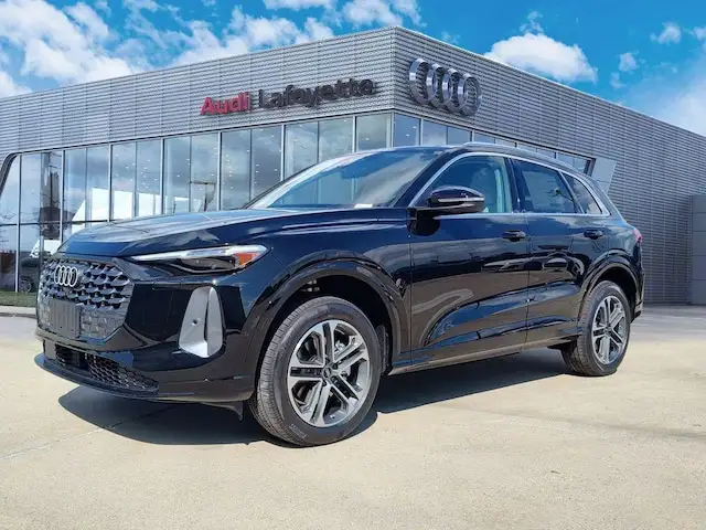 2026 Audi Q5 Premium Plus quattro's photo