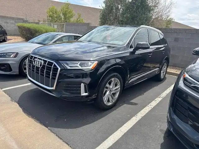 2021 Audi Q7 45 Premium quattro Tiptronic's photo