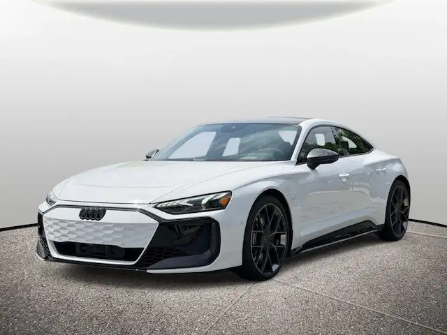 2026 Audi RS e-tron GT Base's photo