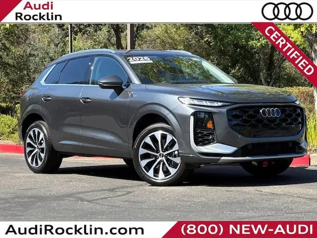 2026 Audi Q3 S line quattro's photo