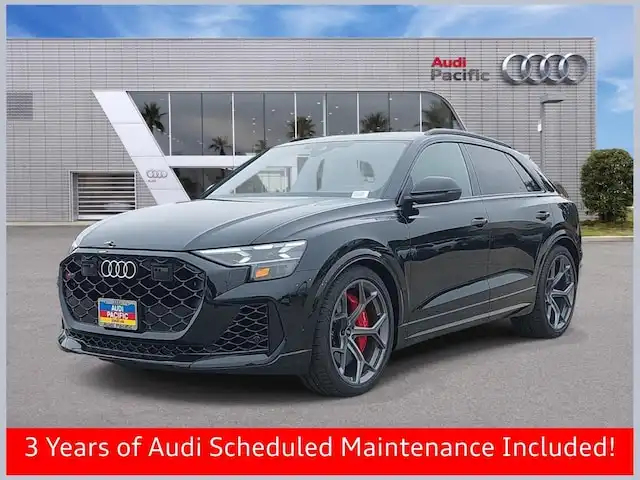 2026 Audi RS Q8 Base's photo