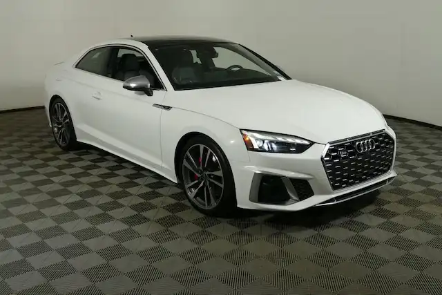 2022 Audi S5 Premium Plus quattro Tiptronic's photo