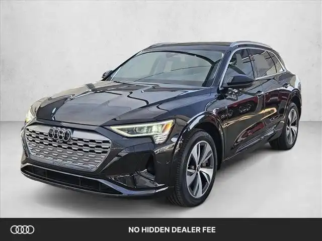 2024 Audi Q8 e-tron 114 kWh Premium Plus quattro 55's photo