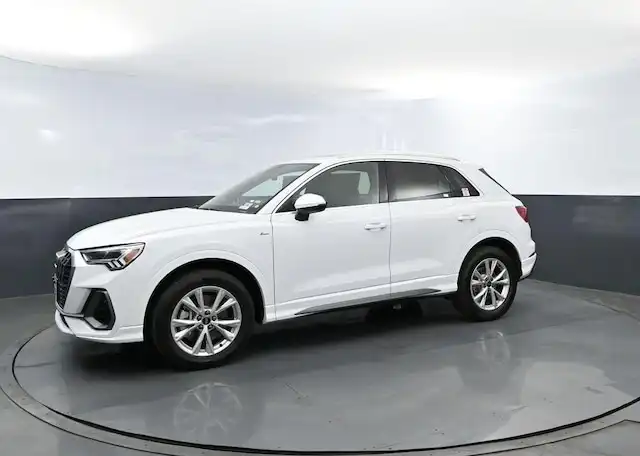 2025 Audi Q3 45 TFSI S Line Premium quattro's photo
