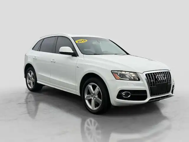 2012 Audi Q5 3.2 quattro Tiptronic Premium Plus's photo