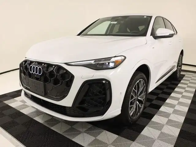 2026 Audi Q5 Sportback Premium Plus quattro's photo